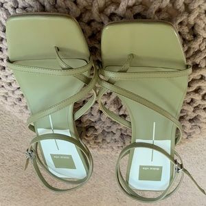 Dolce Vita Baylor sandal.